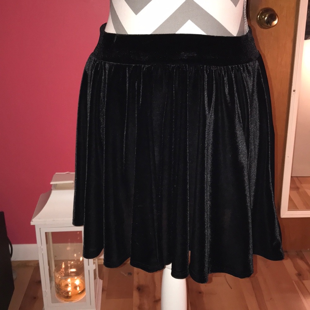 Black Velvet Skater Skirt Size Small